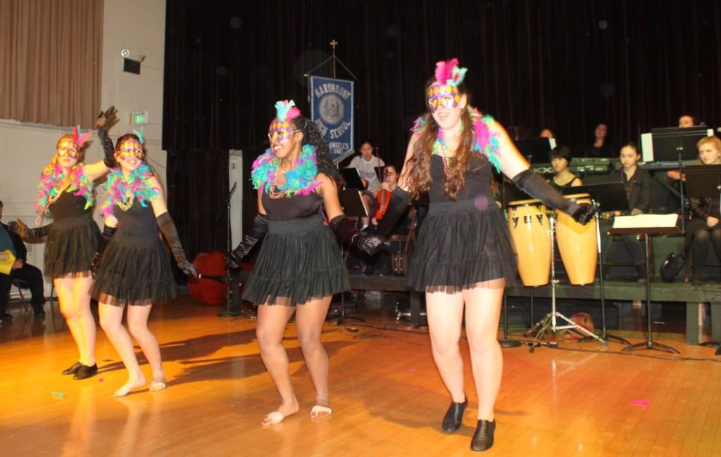 Marymount dancers perform at the Jazz Cafe.