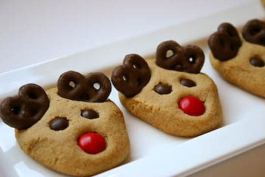 Bake these Scrumptious Cookies to Get in the Holiday Spirit
