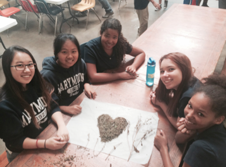 Joanna Li ’17, Hyewon Lee ’17, Marina Davis ’18, Emily Knight ’17, and Sahra Maxwell ’16 help with a garden project at A Place Called Home.