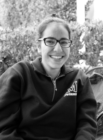 Helya Azadmanesh-Samimi '15