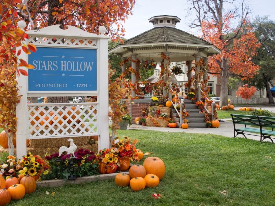The fictional town of Stars Hollow during Fall in the television series Gilmore Girls.
